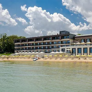 hotel-nympha-riviera-holiday-complex-all-inclusive.goldensandshotels.net/